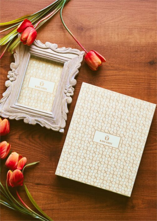 Carved Flowers Photoframe - Image 3